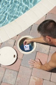 CuLator PowerPak 1.0 placed in the skimmer basket to remove and eliminate stain-causing metals like iron, copper, and manganese from 20,000 gallons of swimming pool water.